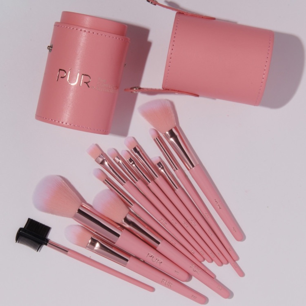 PUR Cosmetics Signature Travel Essentials 12 piece